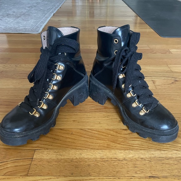 Gucci Leather ankle boot with Sylvie Web - Picture 11 of 12